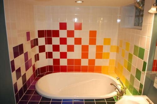 Кахельна плитка є, мабуть, найкращим оздоблювальним матеріалом для ванної кімнати, що є на сьогоднішній день