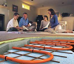 В даний час для підігріву підлоги активно використовуються електричні системи підігріву та водяна тепла підлога